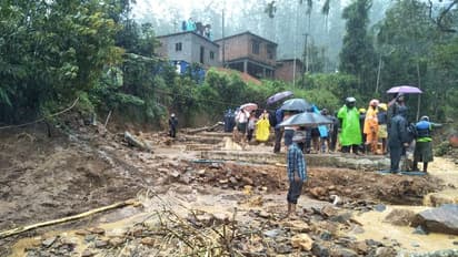 മോഷണം വ്യാപകം: മുണ്ടക്കൈയിൽ പൊലീസ് സുരക്ഷ ഏർപ്പെടുത്താൻ തീരുമാനം, രാത്രിയിലും പൊലീസ് ക്യാമ്പ് ചെയ്യും