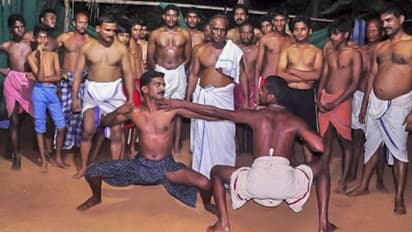 പോര്വിളിയുടെ ഓര്മപുതുക്കി 'ഓണത്തല്ല്'