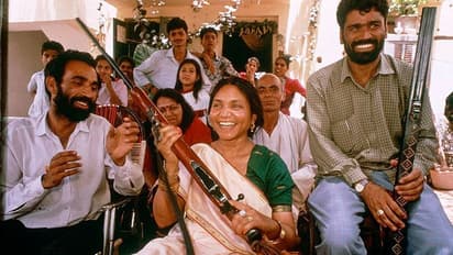 ২৩ দিন ধরে গণধর্ষণ, তবু দমেননি, ফুলনদেবী-র বিদ্রোহ ছিল পুরুষতন্ত্রের বিরুদ্ধে আওয়াজ