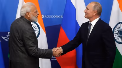 இந்தியா ரஷ்யா உச்சி மாநாடு ரத்திற்கு காரணம் குவாட் அல்ல.. கொரோனாதான்.. ரஷ்யா வெளியுறவுத்துறை விளக்கம்.