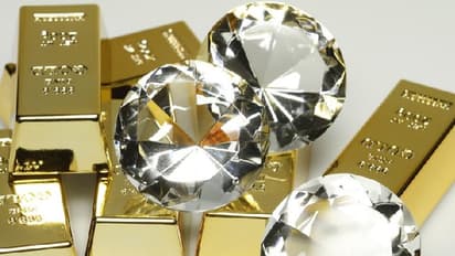 విశాఖపట్టణం పాలిషింగ్ కంపెనీలో ఐదు వజ్రాలు మాయం: కేసు నమోదు