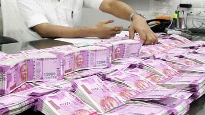 ये बैंक दे रहे हैं सबसे ज्यादा ब्याज, यहां सेविंग्स अकाउंट खोलने पर होगा अच्छा फायदा