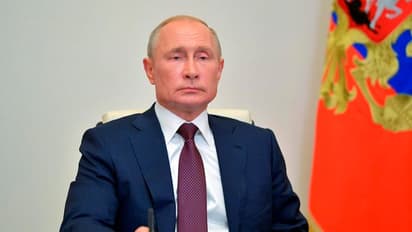 ಕೊರೋನಾಗೆ ರಷ್ಯಾ ಲಸಿಕೆ , ಅಧ್ಯಕ್ಷ ಪುಟಿನ್ ಮಗಳಿಗೆ ಮೊದಲ ಇಂಜೆಕ್ಷನ್!