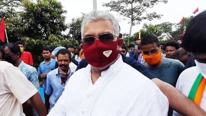 নিয়ম ভেঙে জমায়েত, দিলীপ ঘোষের নামে মহামারী আইনে মামলা