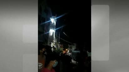 എംഎല്‍എയുടെ മരുമകന്‍റെ ഫേസ്ബുക്ക് പോസ്റ്റ് ; ബംഗളൂരുവില്‍ അക്രമം, പൊലീസ് വെടിവെപ്പില്‍ മൂന്ന് മരണം