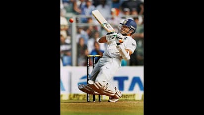 জেনে নিন ক্রিকেট ইতিহাসের সেরা কয়েকটি উদ্ভাবনী শট সম্পর্কে