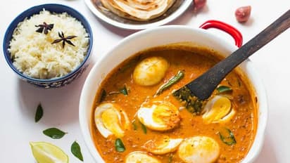 বাড়িতে মাছ-মাংস নেই, ডিমের এই পদ দিয়ে এবার মন জয় করুর অতিথির