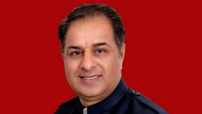 TV डिबेट के दौरान बार-बार सीने पर रख रहे थे हाथ, जानिए कैसे हुई कांग्रेस प्रवक्ता राजीव त्यागी की मौत