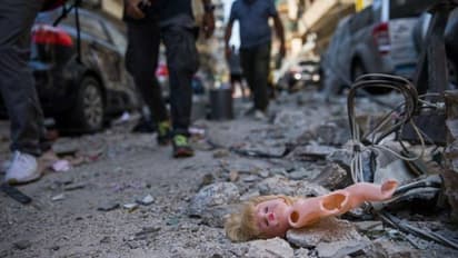 'ഇനിയെപ്പോഴാണ് ഈ ആഘാതത്തില് നിന്നും നാം മോചിതരാവുന്നത്?' ബെയ്റൂത്തിലെ ജനങ്ങള് ചോദിക്കുന്നു