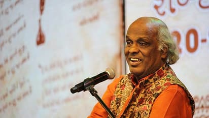 Rahat Indori’s Biography | Birth | Education | Family | Marriage | Legacy | Books | Poems