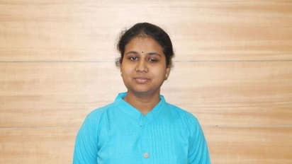 ಯುಪಿಎಸ್‌ಸಿ ಪರೀಕ್ಷೆಯಲ್ಲಿ  286 rank ಗಳಿಸಿದ ಅಂದ ಹುಡುಗಿಯ ಯಶೊಗಾಥೆ