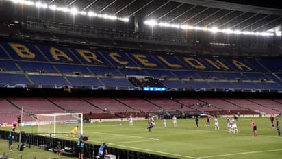 চ্যাম্পিয়ন্স লিগের কোয়ার্টার ফাইনালের আগে বার্সা শিবিরে করোনার থাবা,আক্রান্ত এক ফুটবলার