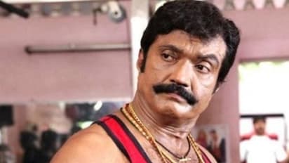 ഭീമൻ രഘുവെന്ന പേരങ്ങ് വൈറലായി, ട്രോളുകൾ കാണുമ്പോൾ ഭാര്യ പറയുന്നത് ഇങ്ങനെ..; ഭീമൻ രഘു