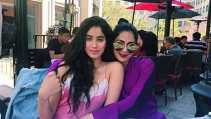 ಜಾಹ್ನವಿಗೆ ನಾನೇ ವರ ಹುಡುಕ್ತೀನಿ ಎಂದಿದ್ರಂತೆ ಶ್ರೀದೇವಿ..!