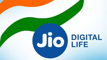 రోటీ, కపడా ఔర్ డేటా!.. డిజిటల్ ఇండియా ట్రాన్సఫర్మేషన్ లో జియో ముందు..