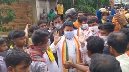 জাতীয় পতাকা তুলতে গিয়ে খুন বিজেপি কর্মী, মৃ্ত্যুর সঙ্গে লড়াই করছেন মণ্ডল সম্পাদক