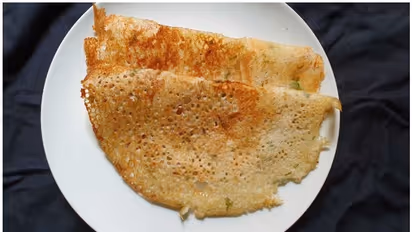 ബ്രേക്ക്ഫാസ്റ്റിന് 'ഓട്സ് റവ ദോശ' ഉണ്ടാക്കിയാലോ....