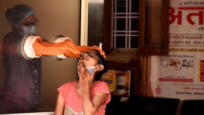 ফের দৈনিক সংক্রমণ ৬০ হাজারের উপরে, দ্রুত ভ্যাকসিন আনতে  ৩,০০০ কোটির কোভিড সুরক্ষা ফান্ডের ভাবনা