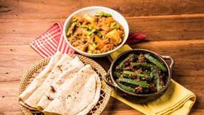 ডিনারে অবশ্যই এড়িয়ে চলুন এই খাবারগুলি, না হলেই পড়বেন কঠিন রোগের কবলে