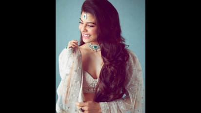 ಮಹಾರಾಷ್ಟ್ರದ 2 ಹಳ್ಳಿ ದತ್ತು ಪಡೆದ ನಟಿ ಜಾಕಿ