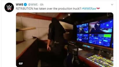 WWE Raw results, photos from August 17; Randy Orton punts Shawn Michaels