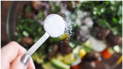 കറിയിലെ ഉപ്പ് കുറയ്ക്കാൻ ഇതാ നാല് വഴികൾ