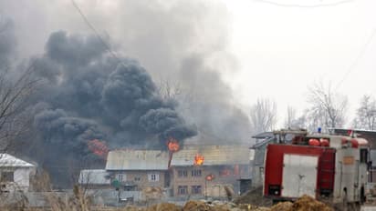 চিনের থেকে অস্ত্র ছাড়াও পাকিস্তান কিনছে আরও অনেক কিছু, শীতকাল কি বিপদ ডেকে আনবে ভারতের