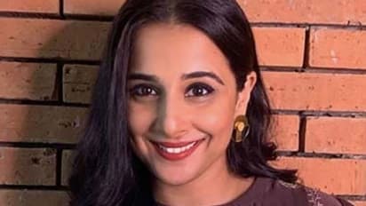 'ഞാനും അത്ര മോശമല്ല', പത്താം ക്ലാസ്സിലെ മാര്ക്ക് ലിസ്റ്റ് പുറത്തുവിട്ട് വിദ്യാ ബാലൻ