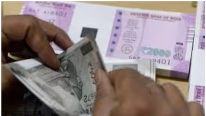 విజయవాడలో హవాలా ముఠా అరెస్ట్: రూ. 1.49 కోట్లు సీజ్