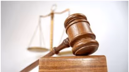 അടിവസ്ത്രം, പെർഫ്യൂം; അശ്ശീല സ്വഭാവമുള്ള പരസ്യങ്ങള്‍ക്ക് കോടതിയുടെ വിലക്ക്