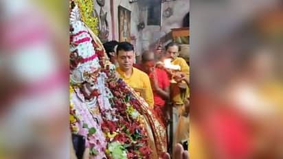 পাঞ্জাবী পরে পুজো দিলেন তারাপীঠের গর্ভগৃহে, কৌশিকী অমাবস্যায় 'নিয়ম ভাঙলেন' পুলিশ সুপার