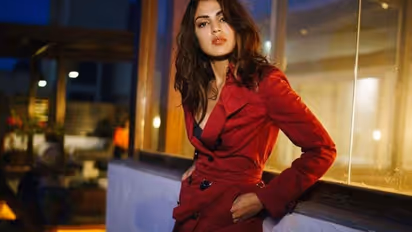 कल मुंबई पहुंचकर रिया चक्रवर्ती से पूछताछ कर सकती है सीबीआई, जानिए सुशांत केस में अब आगे क्या होगा?