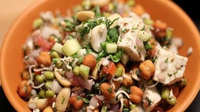 পাতে রাখুন পুষ্টিতে ভরপুর প্রোটিন সমৃদ্ধ স্যালাদ, যা সুস্থ রাখবে শরীর