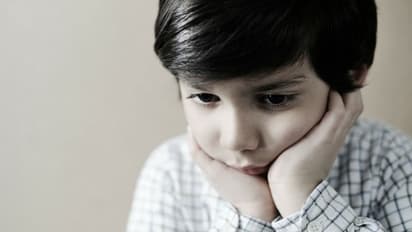 உங்கள் குழந்தையிடன் "இந்த" அறிகுறிகள் தென்பட்டால் கவனமாக இருங்கள்..! மன அழுத்தத்தால் பாதிக்கப்பட்டிருக்கலாம்!