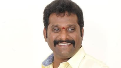 డీబీ ఫ్యాషన్స్‌లో సామాగ్రి చోరీ: ఎమ్మెల్యే మద్దాలి గిరికి హైకోర్టు నోటీసులు