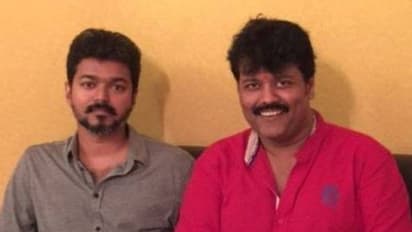 செம்ம கியூட் எக்ஸ்பெஷன்... விஜய்யின் தெறி வீடியோவை வெளியிட்ட நடிகர் ஸ்ரீமன்!