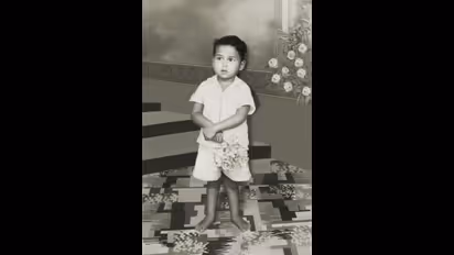 க்யூட் பாய் டூ கர்லிங் ஹேரில் கலக்கலாக போஸ் கொடுத்த வாலிபர் வரை... அமைச்சர் ஜெயக்குமாரின் அரிய புகைப்படங்கள்!