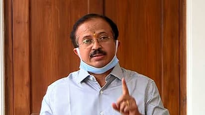 K Rail: കല്ലിടൽ നിർത്തിയത് ജനങ്ങളുടെ വിജയം;ജനകീയ പ്രതിരോധത്തിന് മുന്നിൽ പിണറായി മുട്ടുമടക്കിയെന്ന് വി മുരളീധരൻ