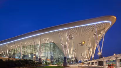 Kempegowda International Airport: ಬೆಂಗ್ಳೂರು ಇಂಟರ್ನ್ಯಾಷನಲ್ ಏರ್ಪೋರ್ಟ್ಲ್ಲಿ ಅರಣ್ಯ ಘಟಕವೇ ಇಲ್ಲ..!
