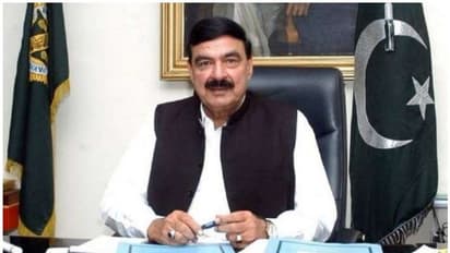 പരമ്പരാഗത യുദ്ധത്തിലൂടെ ഇന്ത്യയെ തോല്പ്പിക്കാനാവില്ല, ആണവായുധത്തിലൂടെ സാധിക്കും; ഭീഷണിയുമായി പാക് മന്ത്രി