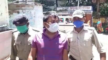 'ধর্ষণের পর বধূর নগ্ন ছবি পোস্ট সোশ্যাল মিডিয়ায়, শিক্ষকের 'কীর্তি'তে শোরগোল বর্ধমানে