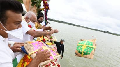 ಕೆಆರ್​ಎಸ್​ ಜಲಾಶಯಕ್ಕೆ ಬಾಗಿನ ಅರ್ಪಣೆ: ಸಿಎಂ ಬಿಎಸ್​ವೈ ದಾಖಲೆ