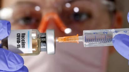 টিকা পাওয়া অবধি করোনা চরিত্র বদলাবে, সমস্যা থাকবেই, বার্তা সরকারকে