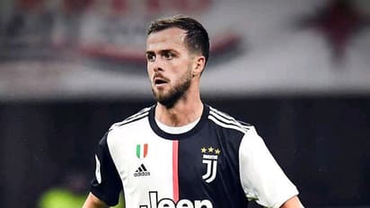 করোনা আক্রান্ত বার্সেলোনার তারকা ফুটবলার, আতঙ্কে গোটা শিবির