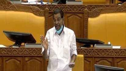 ഭീഷണി കത്ത്; അന്വേഷണം സിബിഐക്കോ മറ്റേതെങ്കിലും ഏജൻസിക്കോ കൈമാറണമെന്ന് തിരുവഞ്ചൂർ രാധാകൃഷ്ണൻ