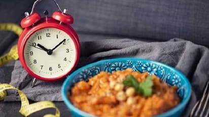 വണ്ണം കുറയ്ക്കാന്‍ ഇന്‍റര്‍മിറ്റന്‍റ് ഫാസ്റ്റിങ് ചെയ്യുന്നവര്‍ ശ്രദ്ധിക്കേണ്ട നാല് കാര്യങ്ങള്‍...