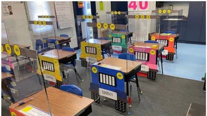 வீட்டுக்கே வரும் வகுப்பறை; டிஜிட்டல் முறையில் ஆம்னி பேருந்தில் பாடசாலை