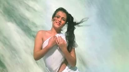 ধর্ষণের দৃশ্য থেকে পর্দায় ভেসে ওঠা নায়িকার নগ্নতা, বলিউডের এই ছবিগুলি নিয়ে বিতর্ক আজও তুঙ্গে