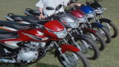 Motorcycle Care in Winter: শীতকালে নিন মোটরসাইকেলের যত্ন, কখনই সমস্যায় পরতে হবে না