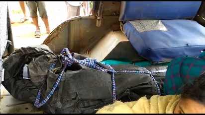 అన్నను చంపిన తమ్ముడు: మావోల భయంతో ఇలా... (వీడియో)